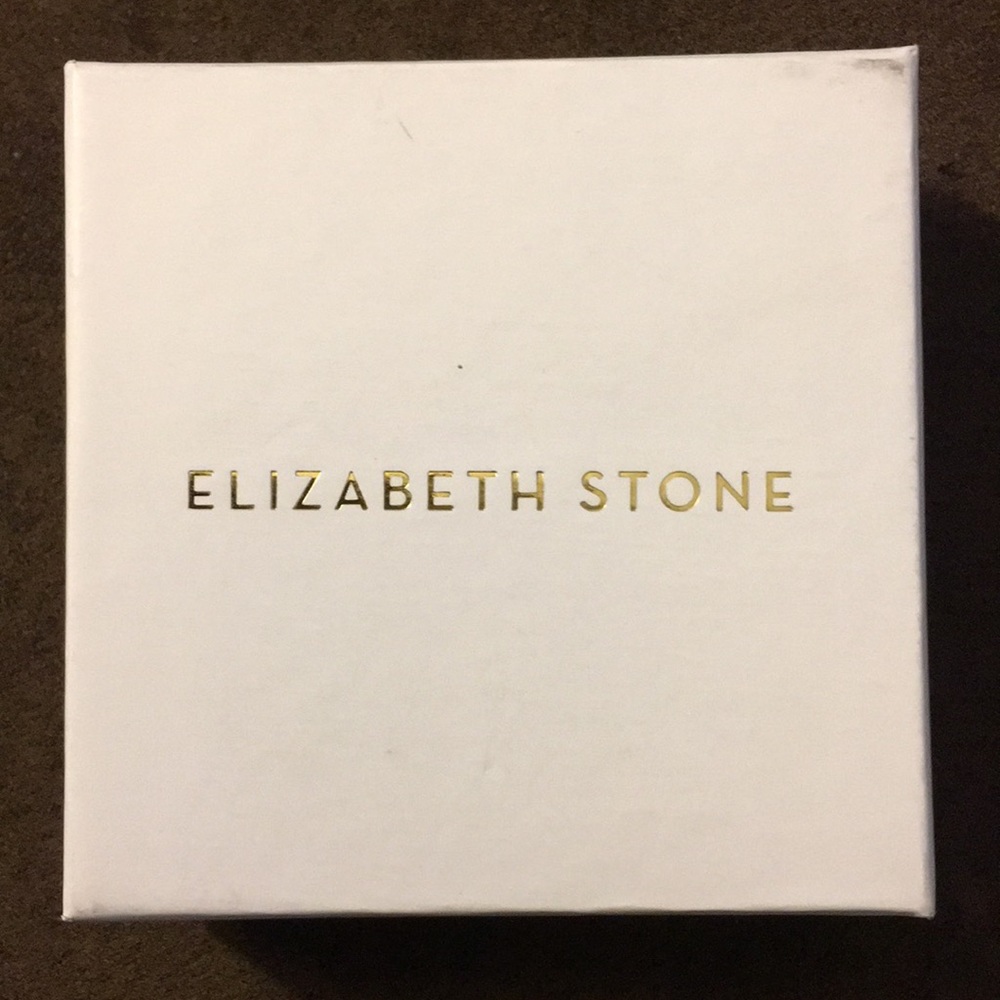 Elizabeth Stone Crescent 🌙 Necklace - Picture 2 of 3